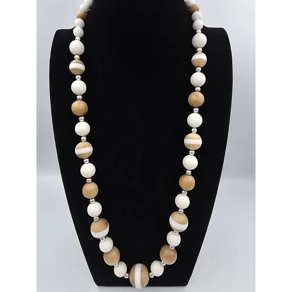 Vintage Wood & White Beaded Necklace Long Statement‎ Jewelry Silver Tone Clasp
